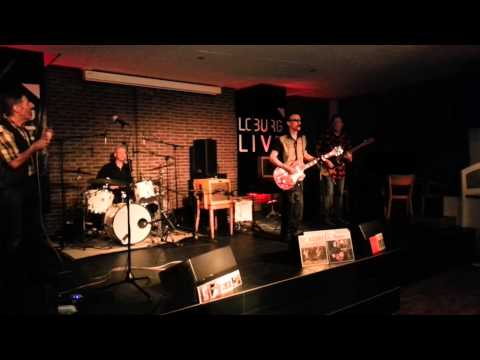 Jo Buddy in cafe Loburg Wageningen & AJ, Ben and Anne Maarten from the Marble Tones