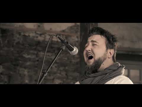 Strichpunkt - Strohfeuer (D7/7us) (Offizielles Musikvideo)