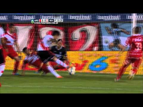 Ojeda le ahogó el grito a Driussi.Argentinos 0 River 0. Fecha 9. Primera División 2015.FPT