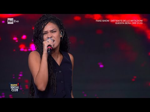 Frances con "Rumour Has It" - Radio2 Social Club 09/10/2023