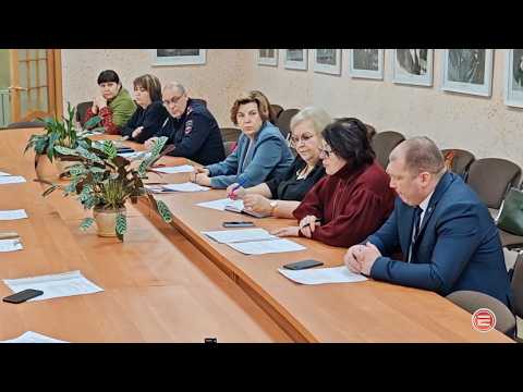 Выплаты, лечение, работа, поддержка. В Ревде работает комиссия по оказанию помощи участникам СВО