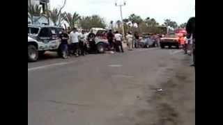 preview picture of video 'Robby Gordon NORRA 1000 FInish Line San José del Cabo, BCS.'