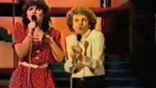 Linda Ronstadt &amp; Leo Sayer - Tumbling Dice