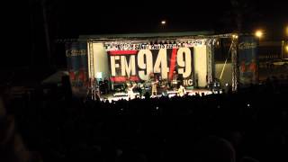 Santigold - Freak Like Me (live in Oceanside, CA 6/3/12)