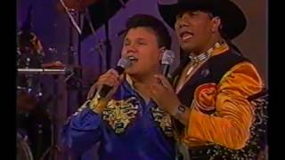 MANDINGO Y  BRONCO  VAMOS AMARLA LOS DOS