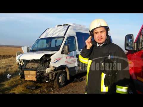 VIDEO: ACCIDENT MORTAL pe E85 în urmă cu puţin timp: Două persoane şi-au pierdut viaţa şi patru au fost rănite, după ce un microbuz a lovit un autoturism !FOTO