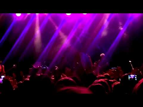 One OK Rock - Clock Strikes (Berlin, 08.12.2014)