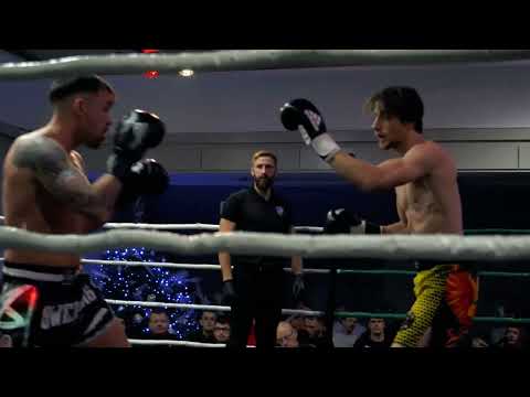 Andrew Gallagher vs Toby Cunningham