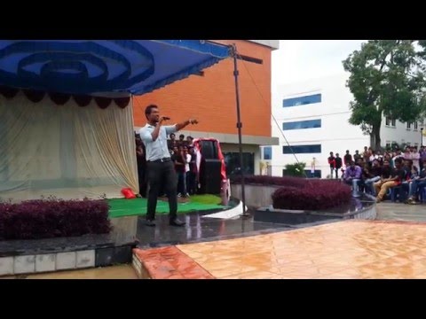 Sareen Acharya badtameez Dil and blue eyes