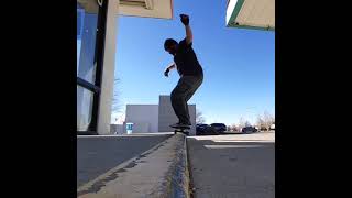 Download lagu curb skating the Street Plant M&M Skates deck mp3