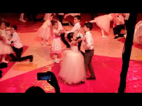 Trad Folk Tirana vals