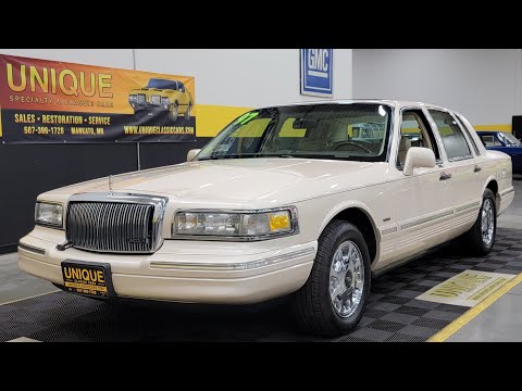 1997 Lincoln Town Car (CC-1542213) for sale in Mankato, Minnesota