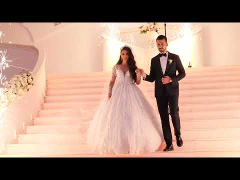 Hyrja e ciftit ne sallen e dasmes (Gentian & Marinella)