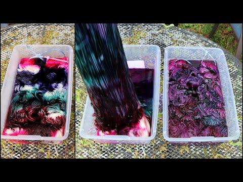 Field Trip! Shoebox Dyeing Yarn Outside (Cold Process Space Dyeing) (Dyepot Weekly 585)