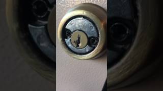 How to remove Kwikset Double Cylinder Deadbolt Lock