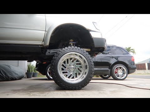 Black Magic Blecher-White Tire Cleaner