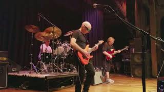 Private Concert - G4 2017 Joe Satriani, Stu Hamm, Jonathan Mover play "Circles"