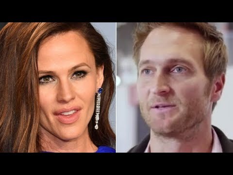 download lagu mp3 mp4 Jennifer Garner Wdw, download lagu Jennifer Garner Wdw gratis, unduh video klip Jennifer Garner Wdw