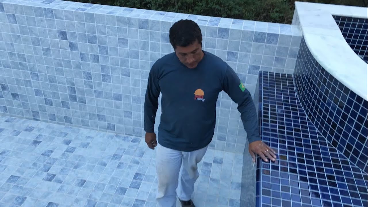 Piscina pronta, veja que trabalho incrível.