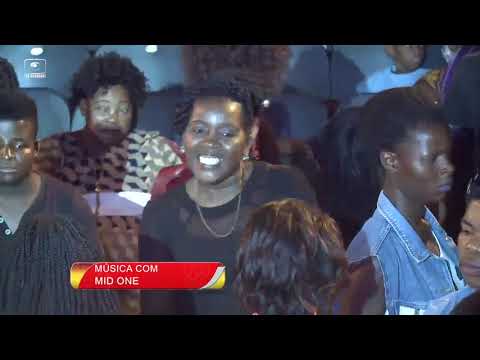 MID ONE CANTA  NO MOÇAMBIQUE EM CONCERTO