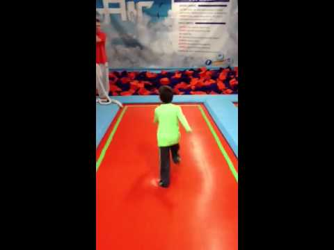 Luca - Fall 2013: foam pit dive - Air Trampoline Sports