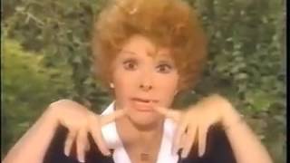 Lamb Chop's Action Songs - 3.) Two Little Bugs