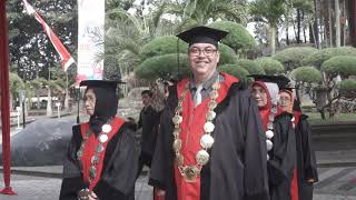Download lagu Kampus ABM, Wisuda ke-68 mp3