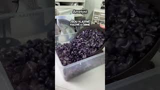 Crystal Confetti VESMÍR