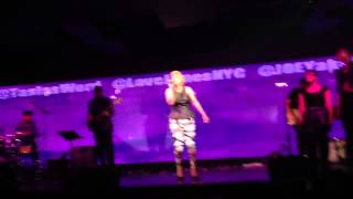 Yummy Bingham sings &#39; Move On Me to Fantasia tribute love jones nyc album release