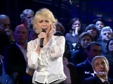 Loretta Goggi "L' aria del sabato sera" Live 2005