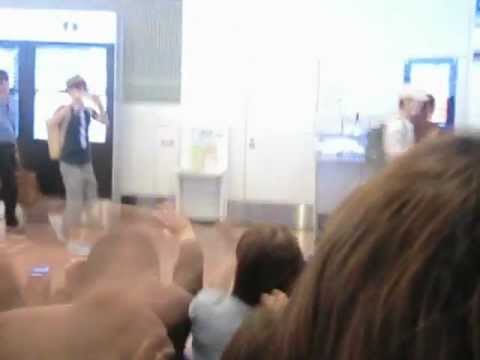 120511 Super Junior @ Haneda Airport