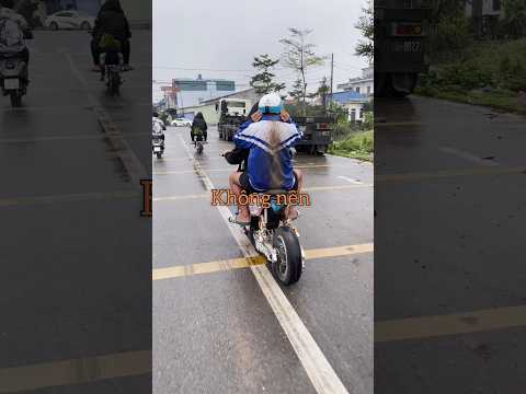 nên chạy xe điện độ vào ban ngày ban đem hay trong mơ