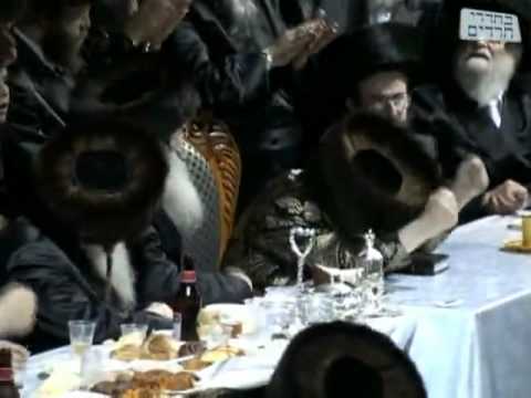 Simchas Bais HaShoeva with Nadvorna Rebbe 5770