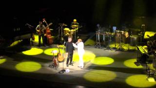 Chico Buarque e Wilson das Neves - Sou Eu / Tereza da Praia (Curitiba, 16/12/2011)