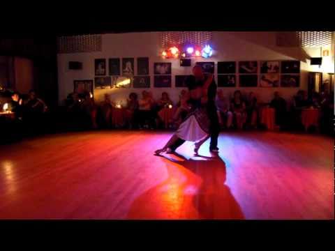 JOSEBA Y BAKARTXO "LO PASAO PASO"