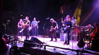 Bleeding Out performed by The Lone Bellow and Brandi Carlile at Red Rocks, July 13, 2013