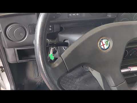 Alfa Romeo 33 I.E. del 1993 - gli interni