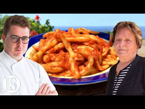 Pasta con la 'nduja: originale vs. gourmet con la signora Laura Costa e Nino Rossi