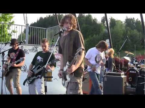 On the Road with PIGS PARLAMENT 2012 HD