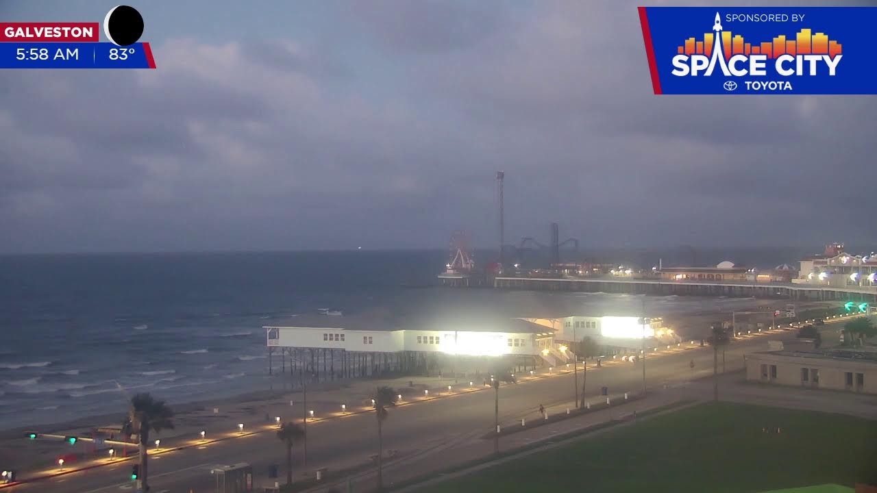 Live webcam view of Galveston Beach & Historic Pleasure Pier