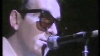 Gloomy Sunday/Psycho - Elvis Costello