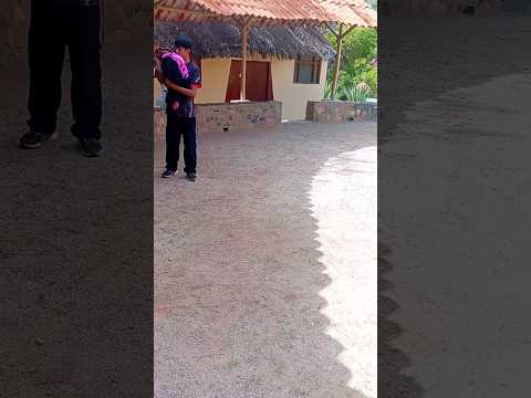 Aquí mostrando el centro Magnético de Kotosh en Huánuco #huánuco #travel #kotosh #viajar