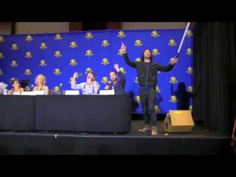 Jesse Rath Leads Crowd In Saber Weilding Renew Defiance Chant At Dragon Con