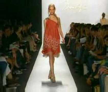 MAXAZRIA Spring 2007 Runway - Behind the Scenes