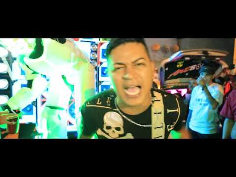MC Santtiny - Ela Brotou Na Favela (Clipe Oficial)