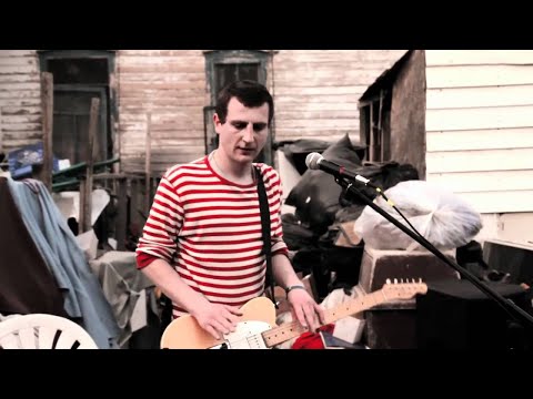 Bajzel - Happy love (official video)