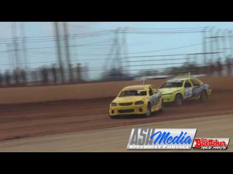 Modified Sedans: Heat 18 Frantic Start - Carina Speedway