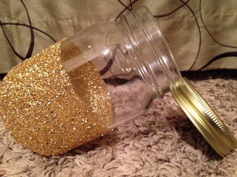 How to Make Decorative Glitter Mason Jars - Tutorial