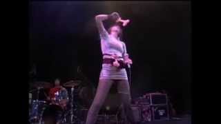 Yeah Yeah Yeahs - Kiss Kiss