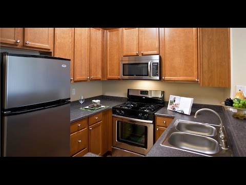 Kenwood Mews Apartments - Burbank, CA - 2 Bedroom - Hepburn Split Floorplan